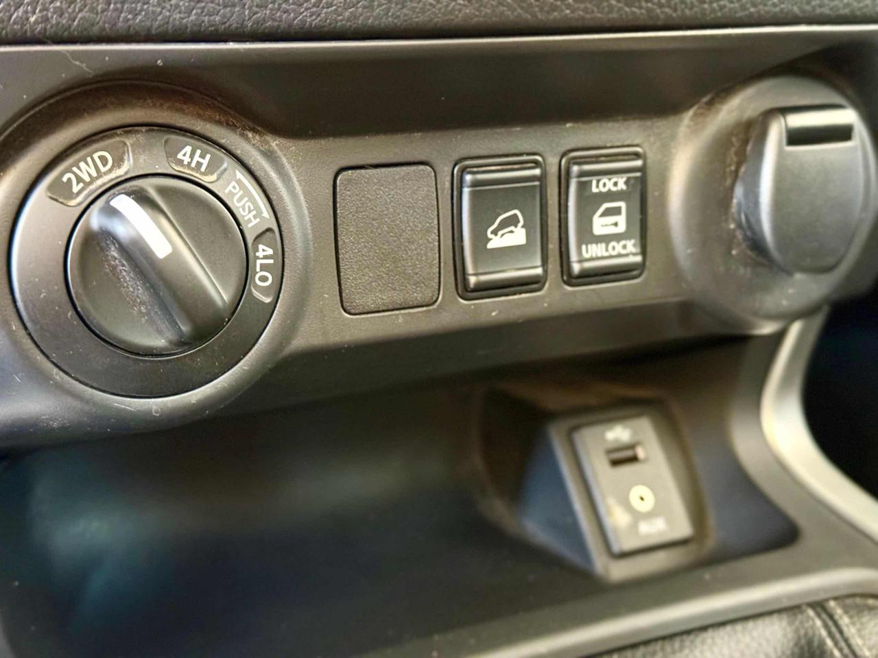 Navara 2.3 dCi 4WD Double Cab Acenta - immagine 14