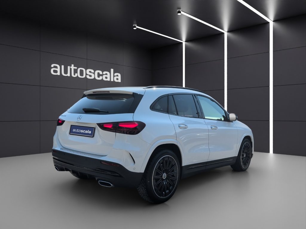 MERCEDES-BENZ GLA 200 d Automatic AMG Line Premium - 5