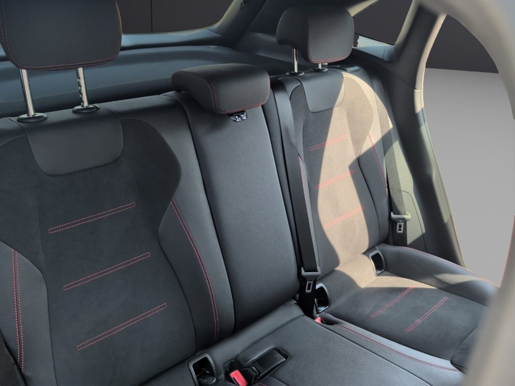 MERCEDES-BENZ GLA 200 d Automatic AMG Line Premium - 19