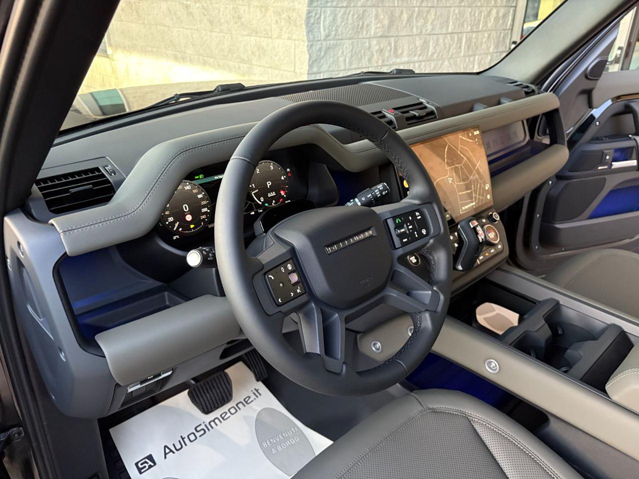 LAND ROVER Defender 110 3.0D I6 200 CV AWD Auto X-Dynamic SE TETTO PAN - 14