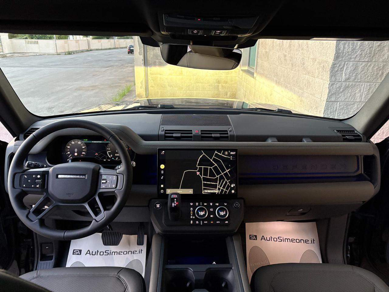 LAND ROVER Defender 110 3.0D I6 200 CV AWD Auto X-Dynamic SE TETTO PAN - 15