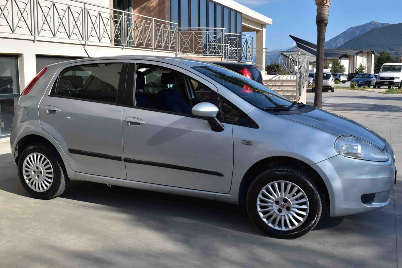 FIAT Grande Punto 1.4 5 porte Active Natural Power - 5