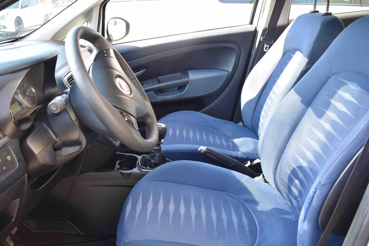 FIAT Grande Punto 1.4 5 porte Active Natural Power - 8