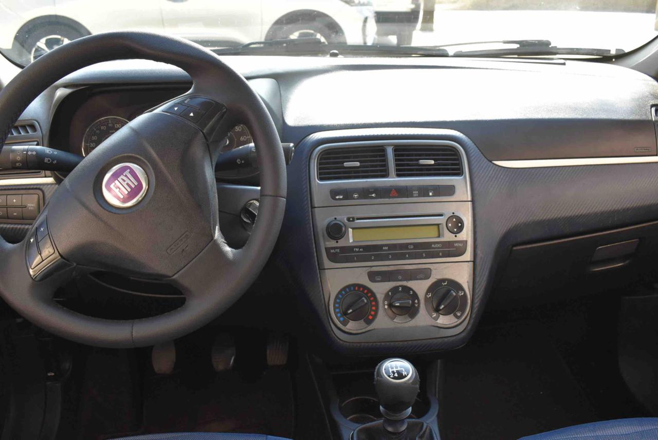 FIAT Grande Punto 1.4 5 porte Active Natural Power - 13
