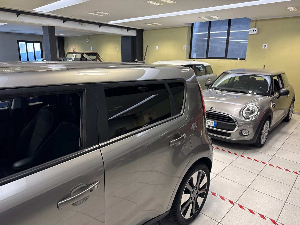 KIA Soul 1.6 CRDi You® Soul-UNICO PROPRIETARIO-SERVICE KIA - 11