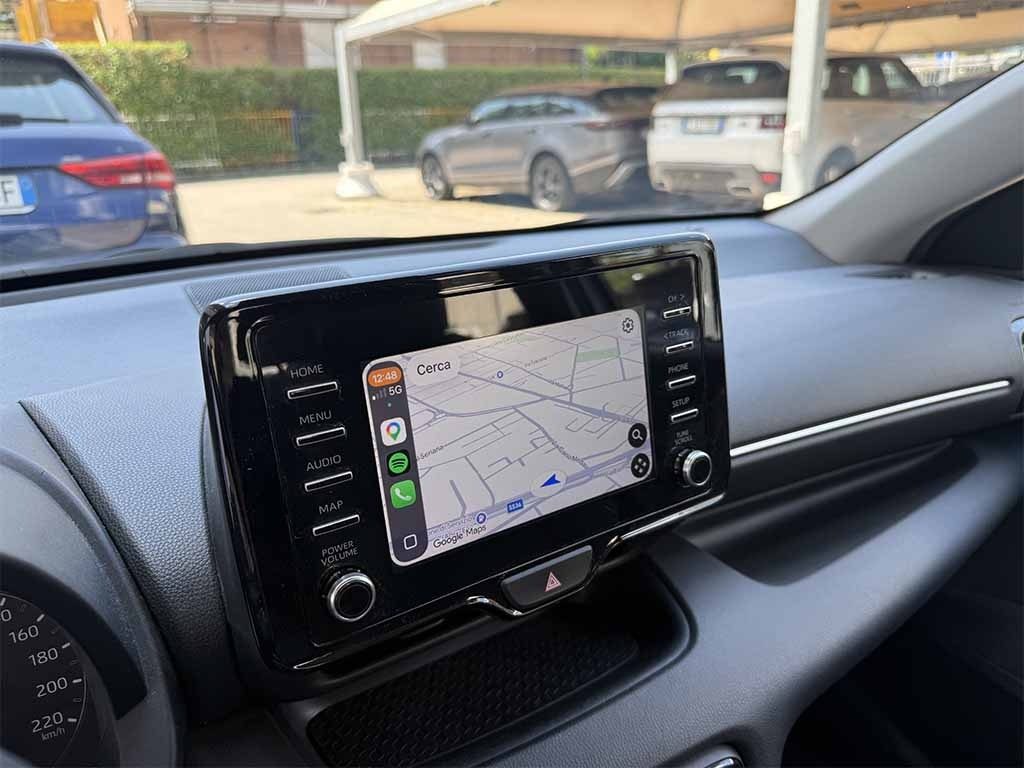 TOYOTA Yaris 1.5h TELECAMERA CARPLAY PREZZO REALE - 18