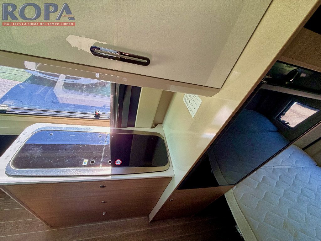 .MENFYS VAN PRESTIGE 3