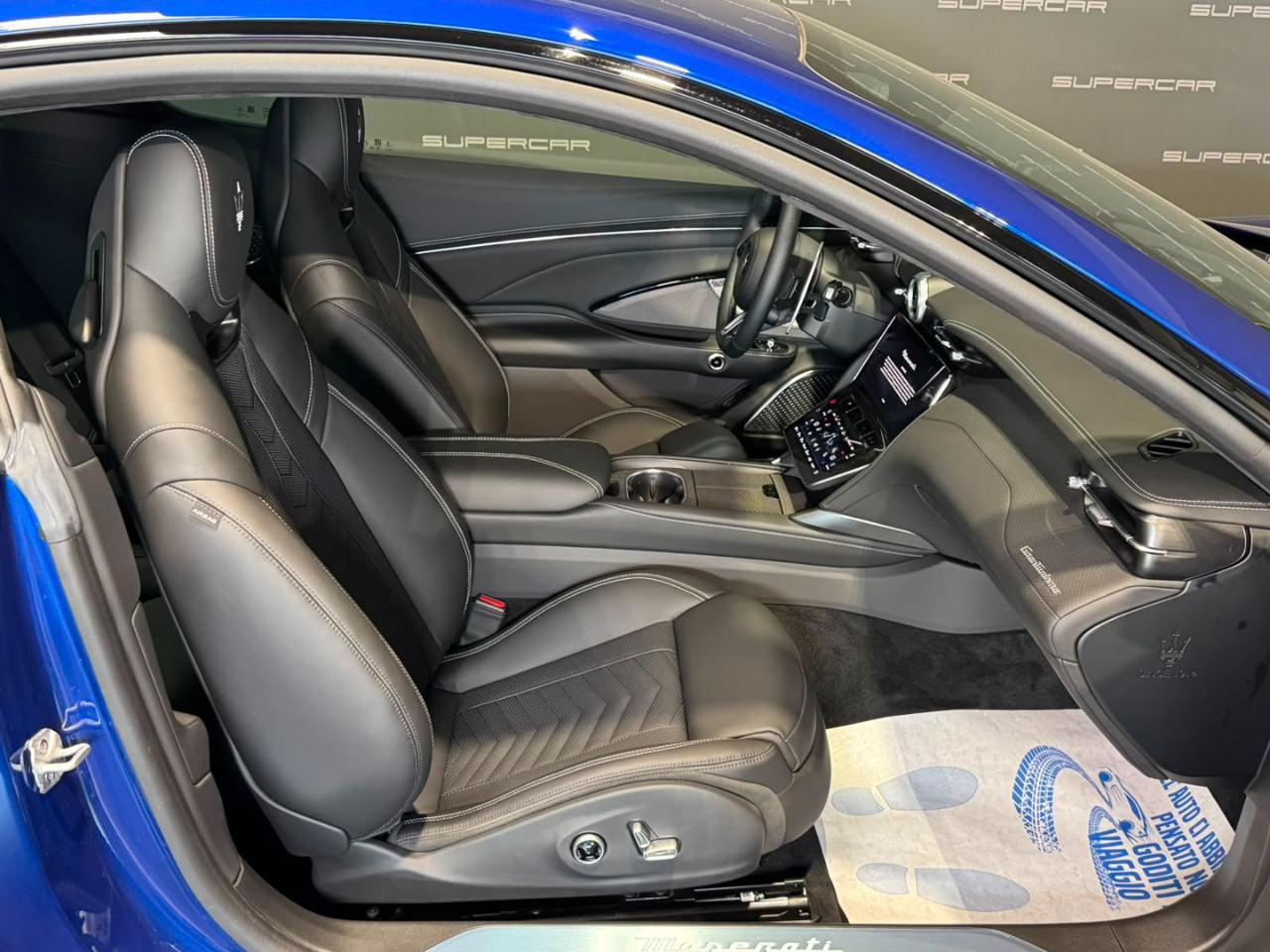 MASERATI GranTurismo V6 550 CV AWD Trofeo - 12
