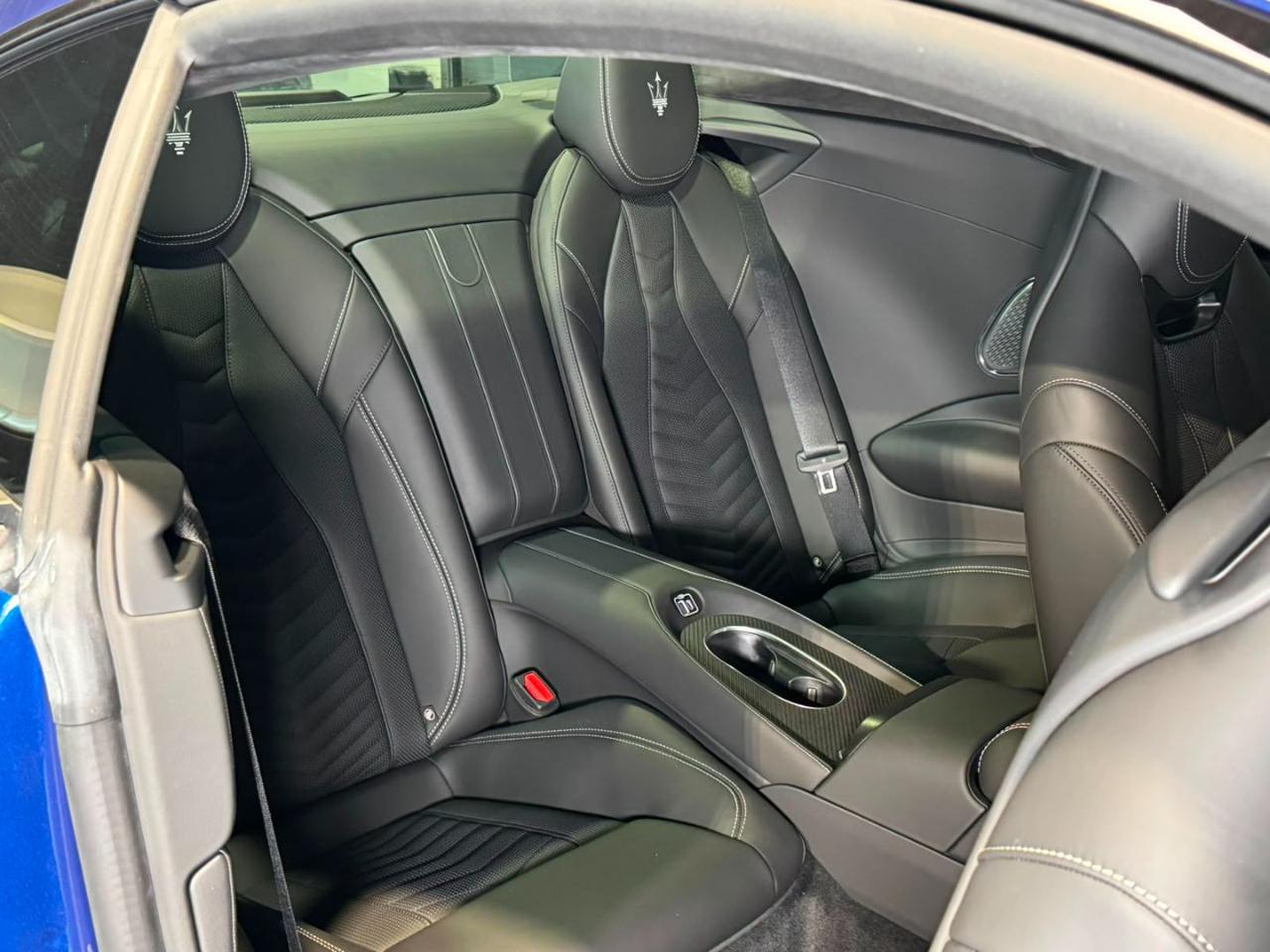 MASERATI GranTurismo V6 550 CV AWD Trofeo - 10