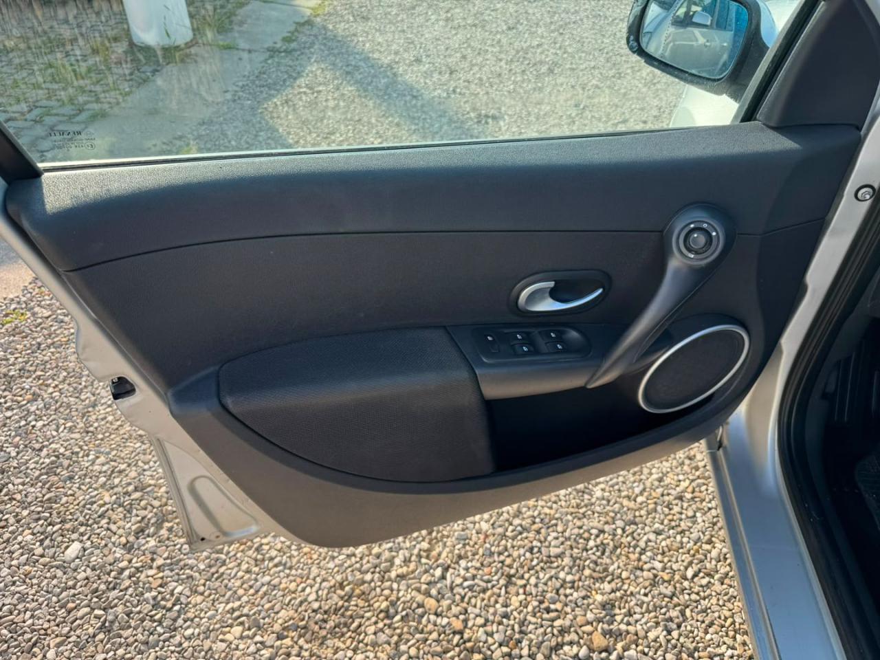 RENAULT Clio 1.5 dCi 70CV 5 porte Luxe - 8