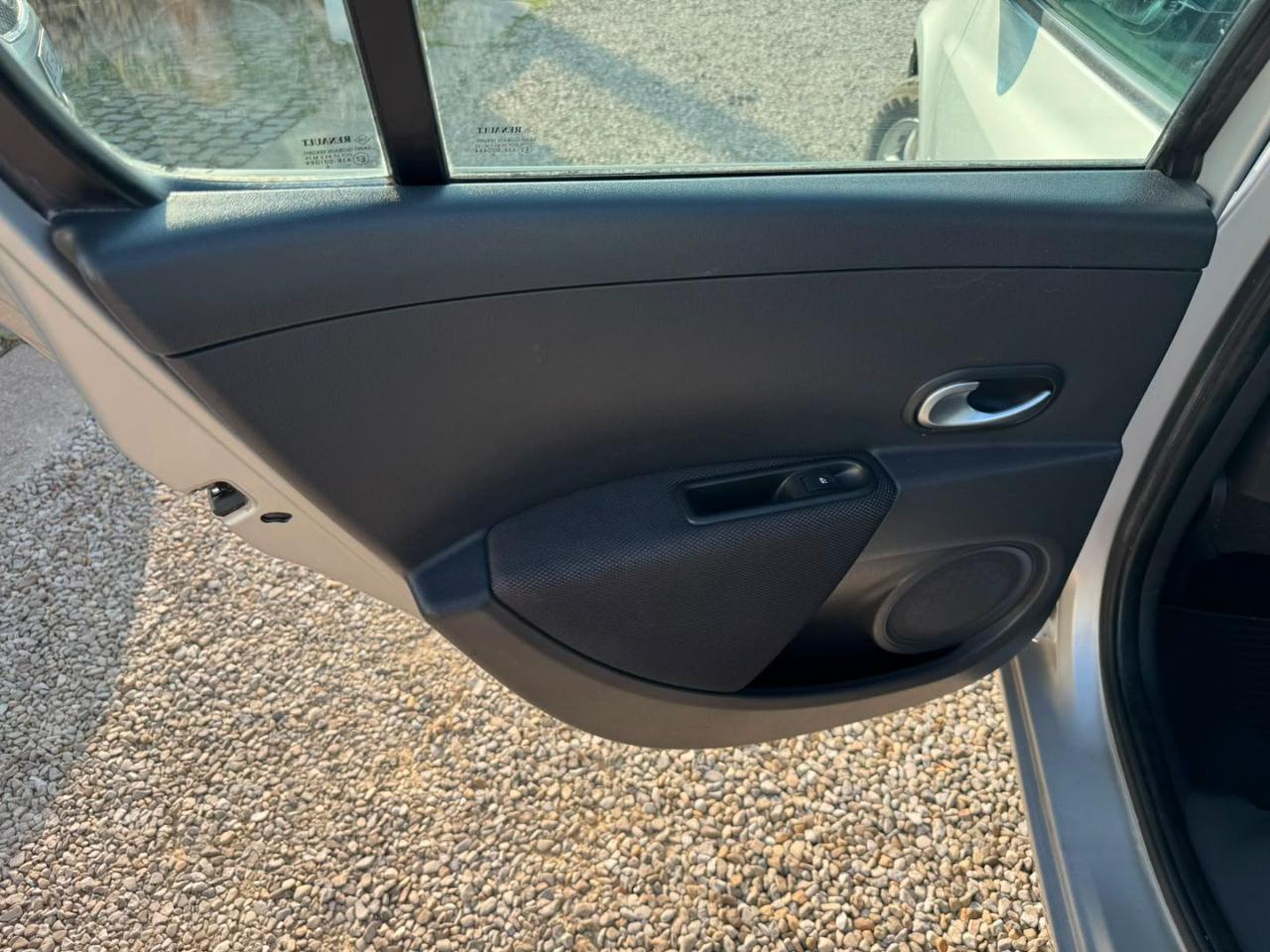 RENAULT Clio 1.5 dCi 70CV 5 porte Luxe - 12