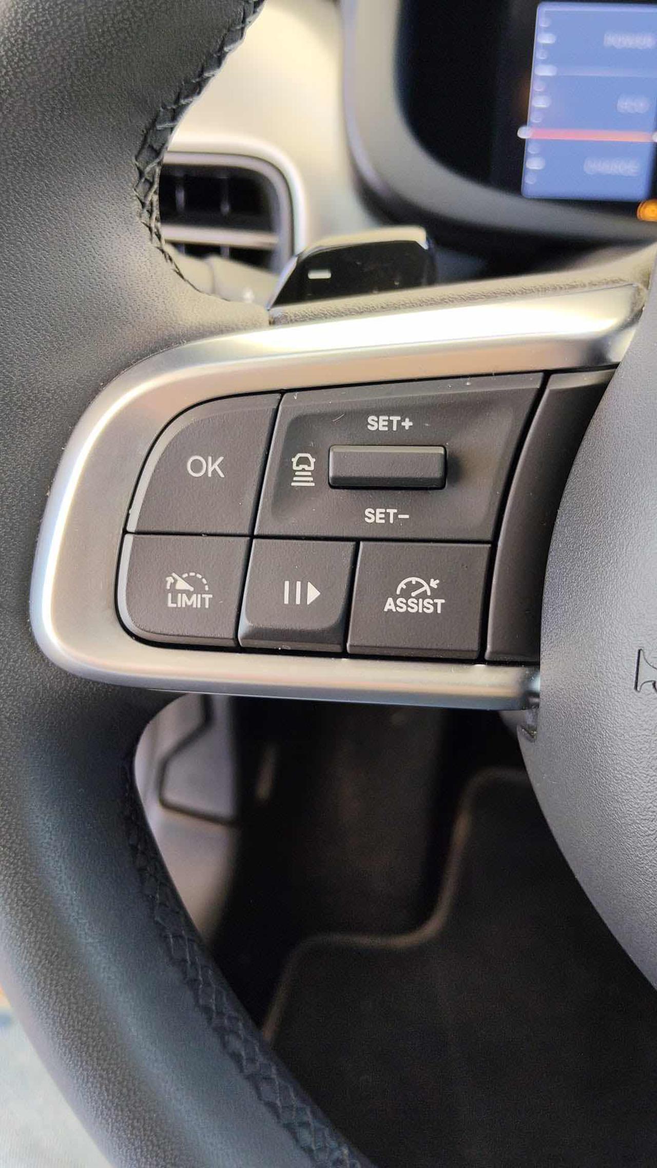 ALFA ROMEO Junior 1.2 136 CV Hybrid eDCT6 Speciale - 4