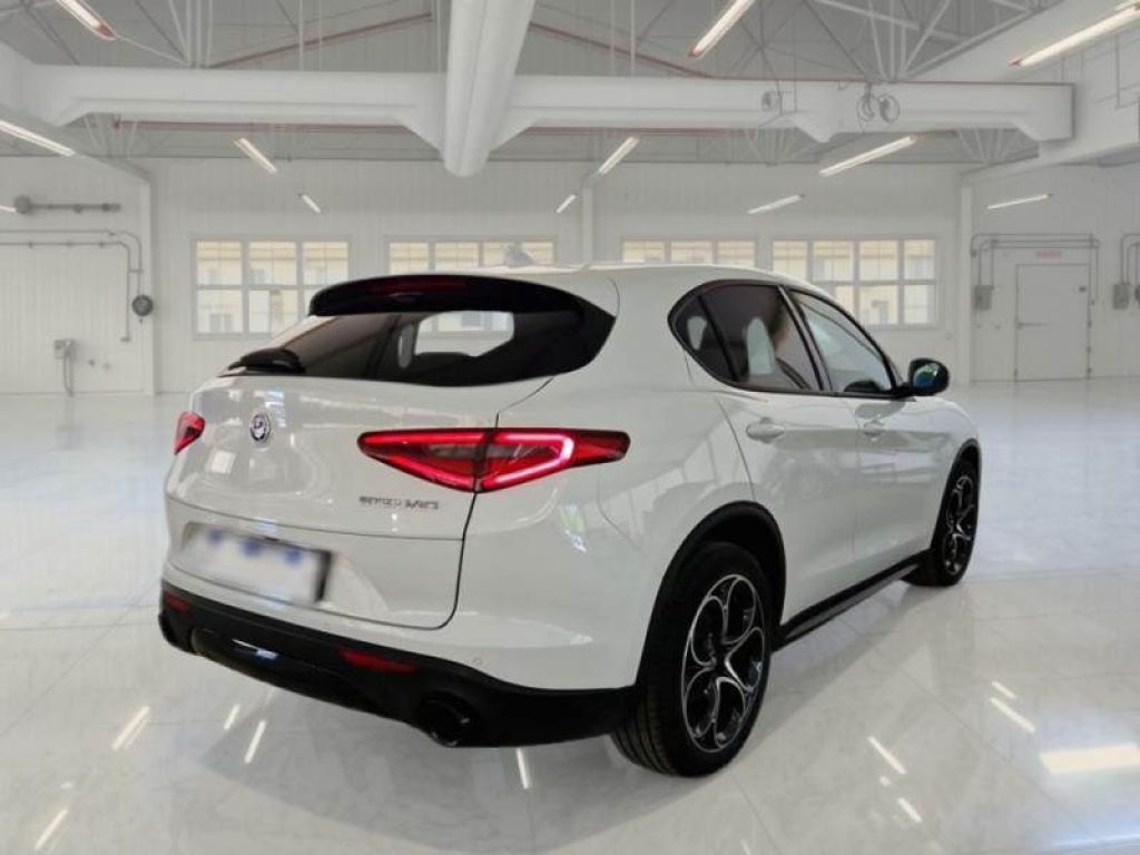 ALFA ROMEO Stelvio 2.2 Turbodiesel 160 CV AT8 RWD Sprint - 2