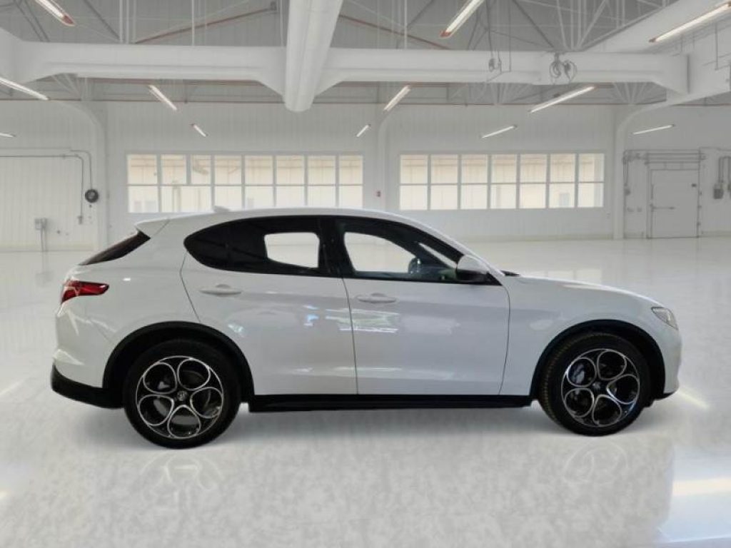 ALFA ROMEO Stelvio 2.2 Turbodiesel 160 CV AT8 RWD Sprint - 4