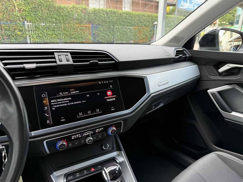 AUDI Q3 Sportback 35 1.5 tfsi mhev s-tronic CERCHI 20 - 15