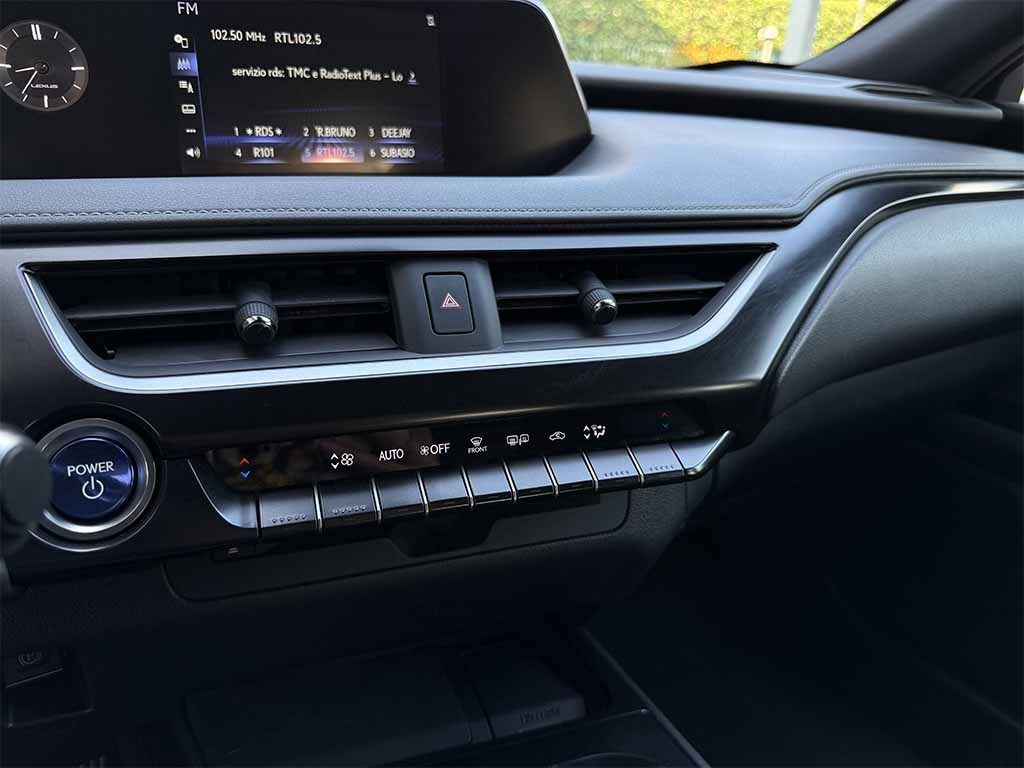 LEXUS UX 250h 2.0 BUSINESS TELECAMERA POST. IVA ESP PREZZO REALE - 16