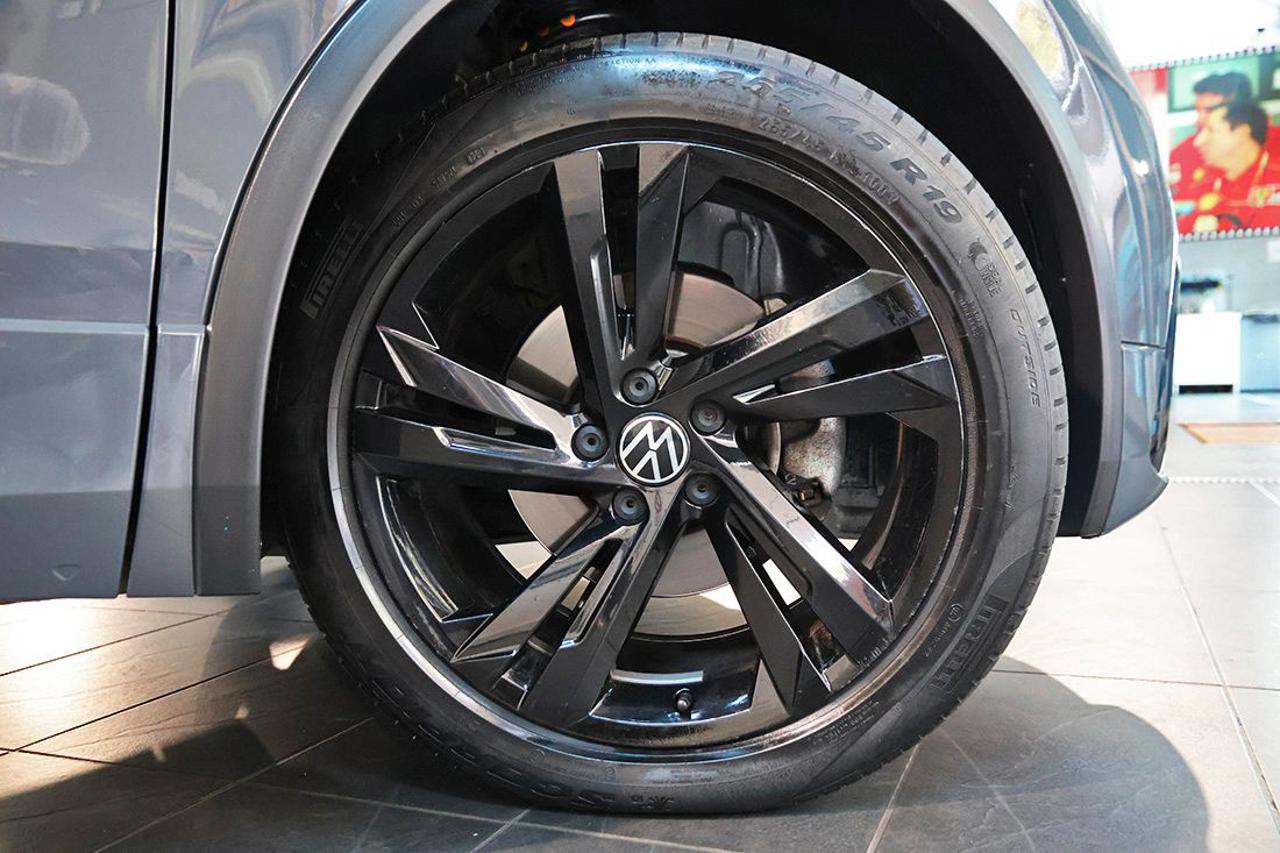 VOLKSWAGEN Tiguan 2.0 TDI 150cv SCR DSG 4Motion R-Line - 6