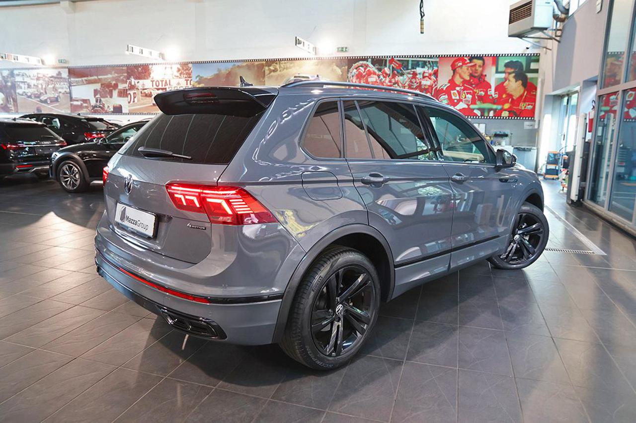 VOLKSWAGEN Tiguan 2.0 TDI 150cv SCR DSG 4Motion R-Line - 9