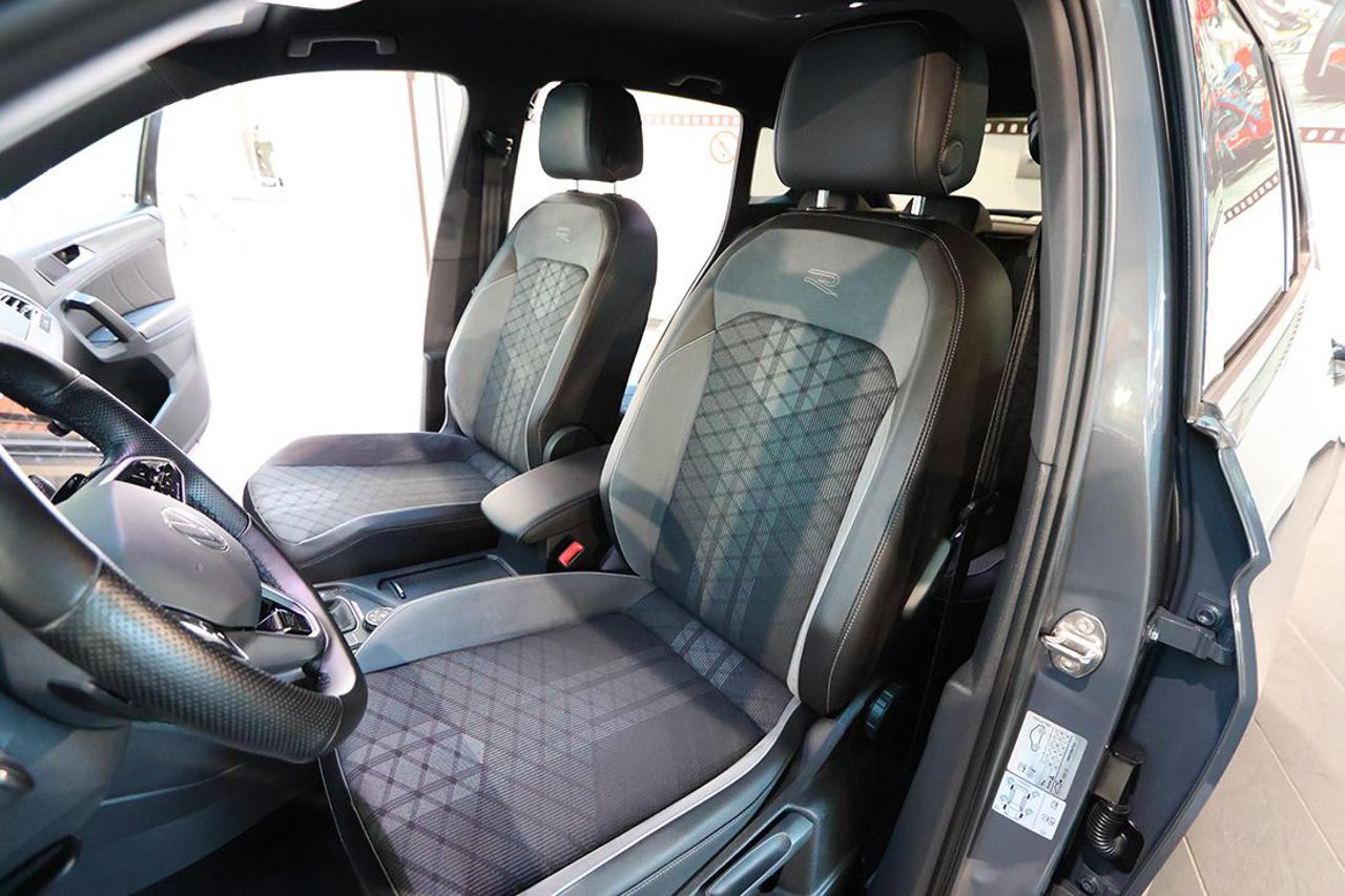 VOLKSWAGEN Tiguan 2.0 TDI 150cv SCR DSG 4Motion R-Line - 18