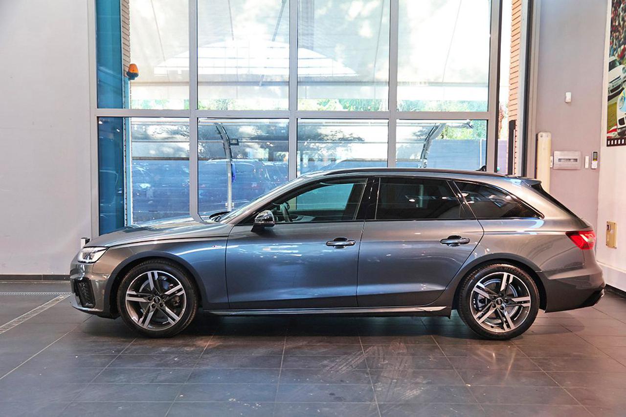 AUDI A4 35 TDI Avant S-Tronic S-Line - 3