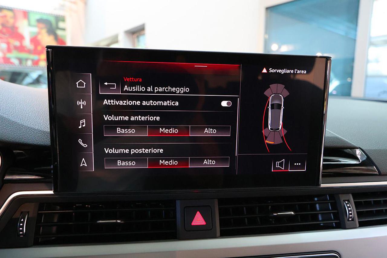 AUDI A4 35 TDI Avant S-Tronic S-Line - 25