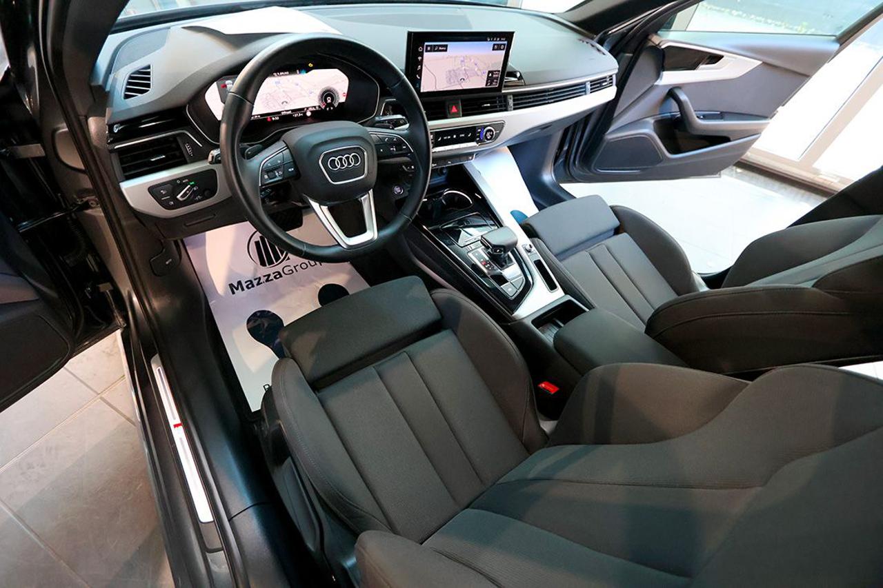 AUDI A4 35 TDI Avant S-Tronic S-Line - 14