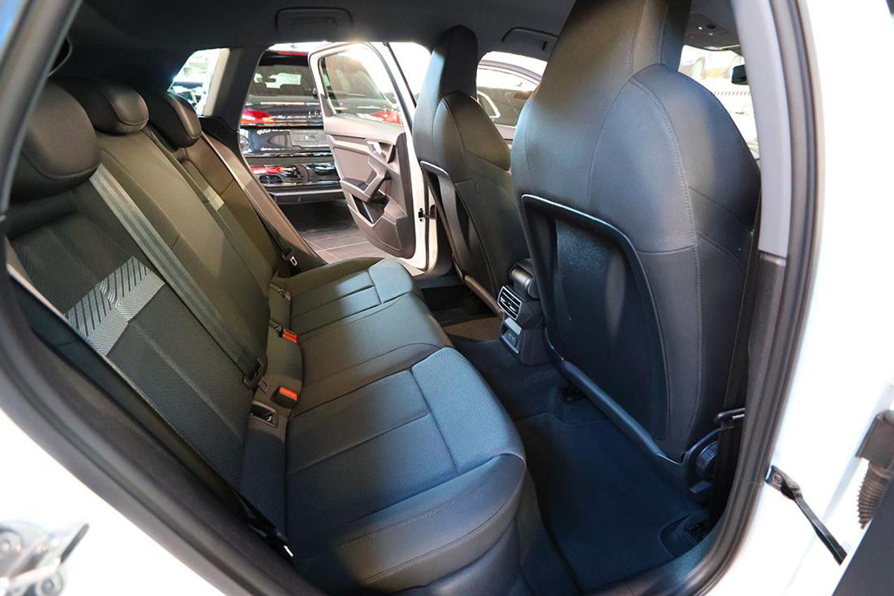 AUDI A3 35 TFSI Sportback S-Tronic S-Line - 19
