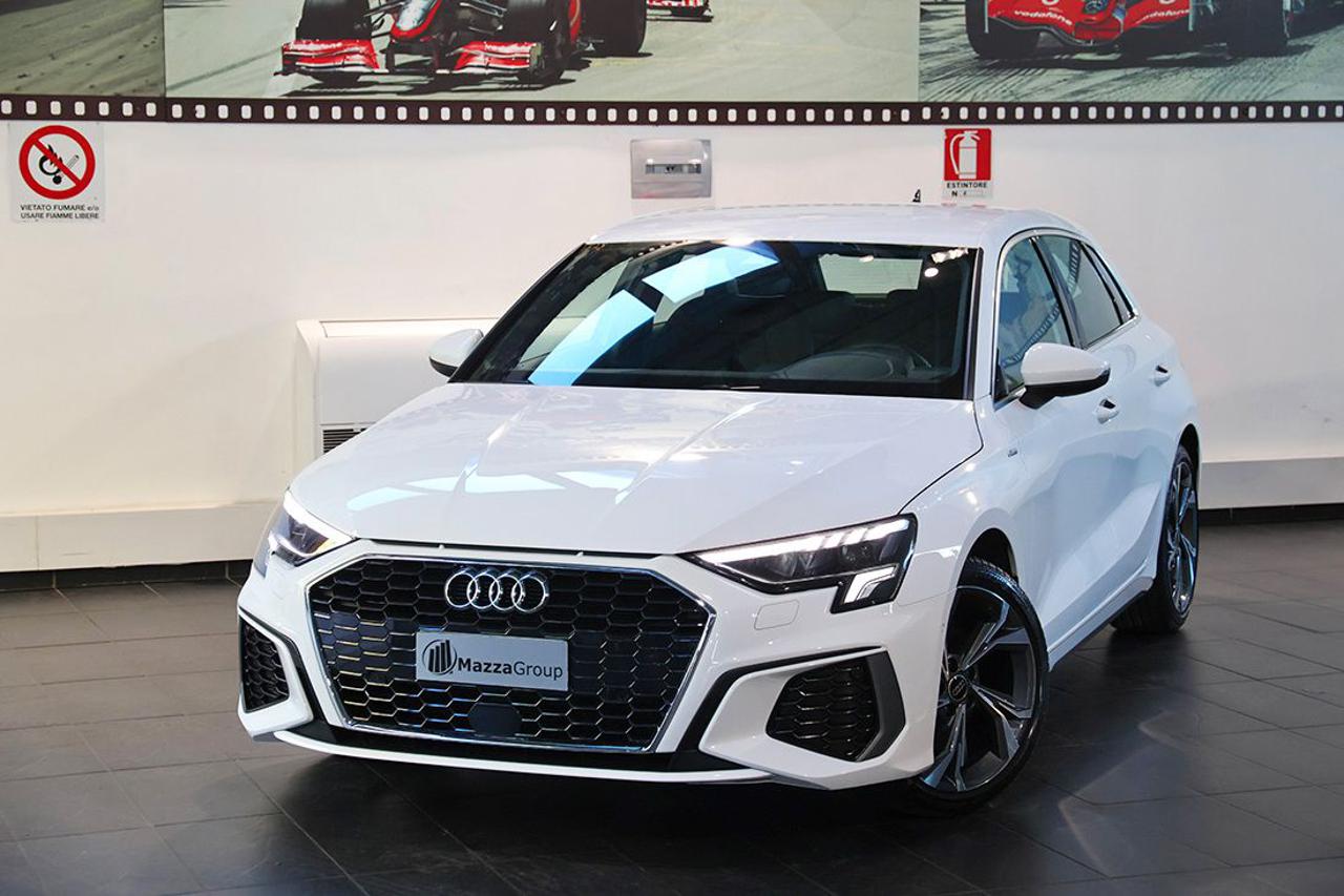AUDI A3 35 TFSI Sportback S-Tronic S-Line - 5