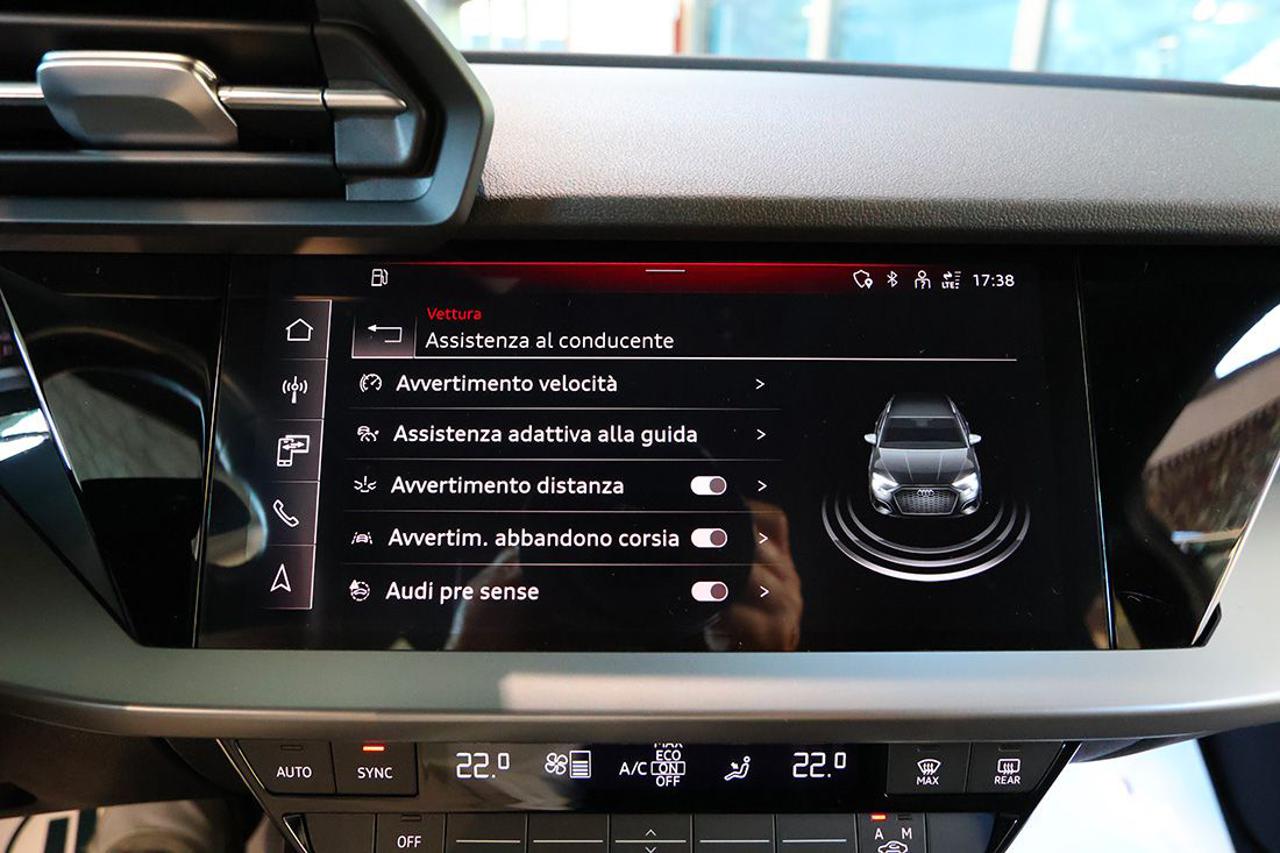 AUDI A3 35 TFSI Sportback S-Tronic S-Line - 29