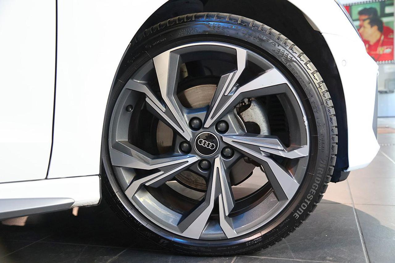 AUDI A3 35 TFSI Sportback S-Tronic S-Line - 6