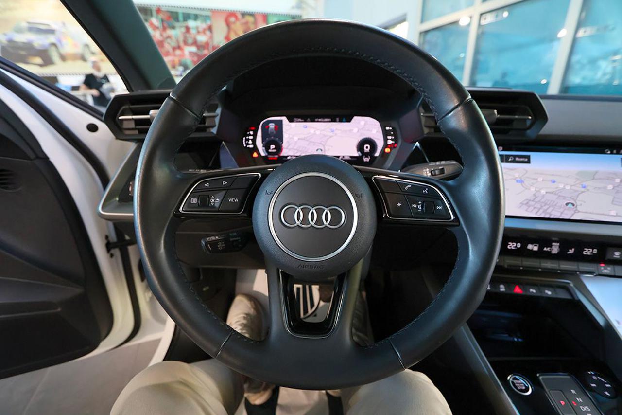 AUDI A3 35 TFSI Sportback S-Tronic S-Line - 21