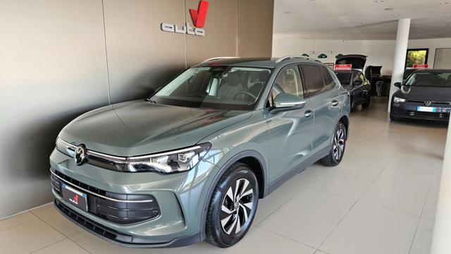 VOLKSWAGEN Tiguan Velvet Green metallizzato