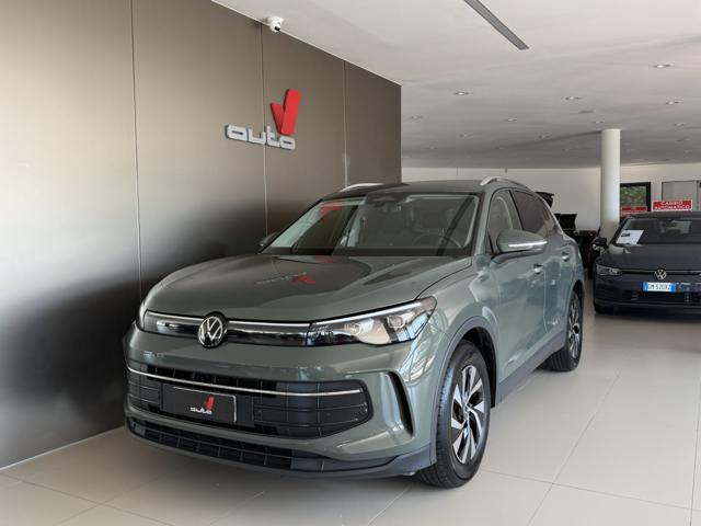 VOLKSWAGEN Tiguan Velvet Green metallizzato