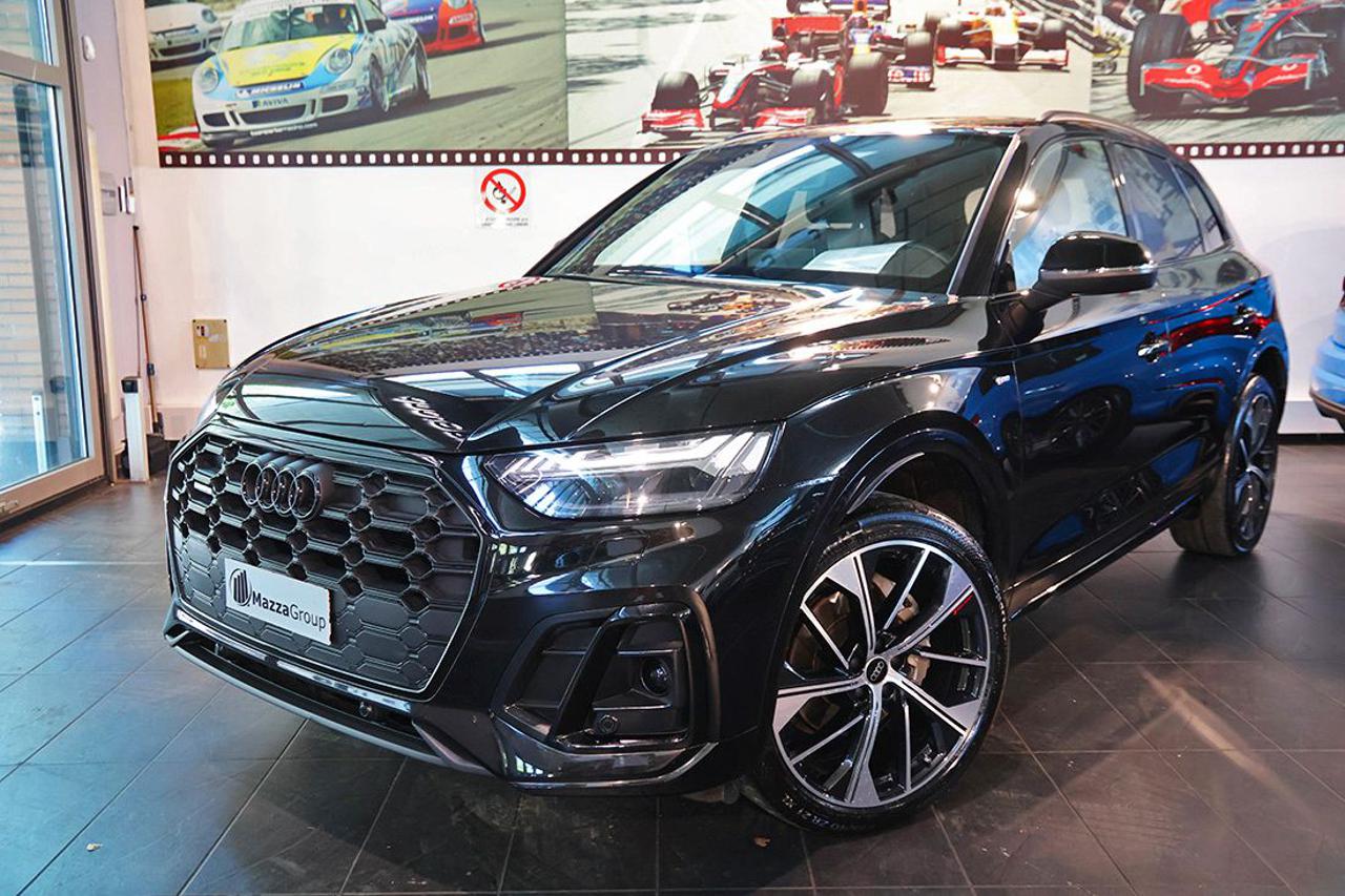AUDI Q5 40 TDI Quattro S-Tronic Identity Black - 7