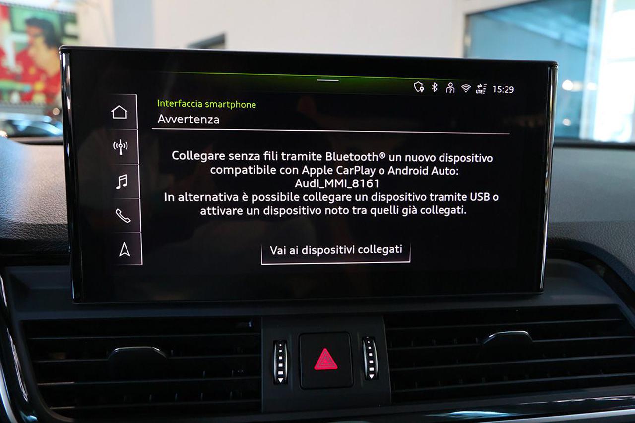 AUDI Q5 40 TDI Quattro S-Tronic Identity Black - 25