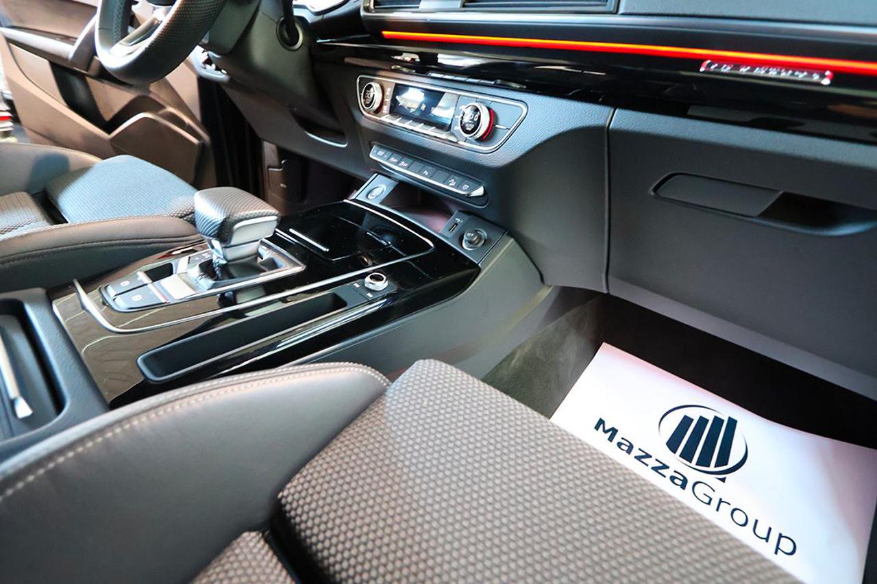 AUDI Q5 40 TDI Quattro S-Tronic Identity Black - 35