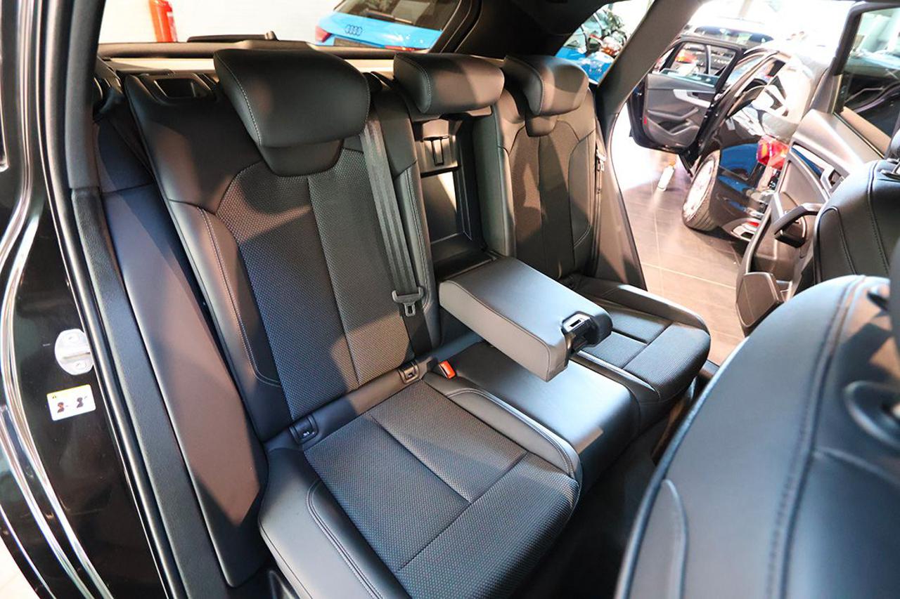 AUDI Q5 40 TDI Quattro S-Tronic Identity Black - 20