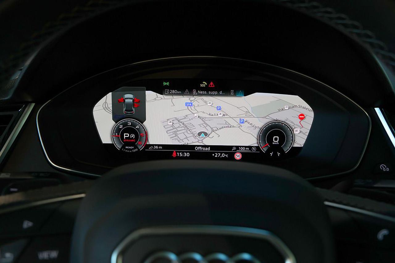 AUDI Q5 40 TDI Quattro S-Tronic Identity Black - 30