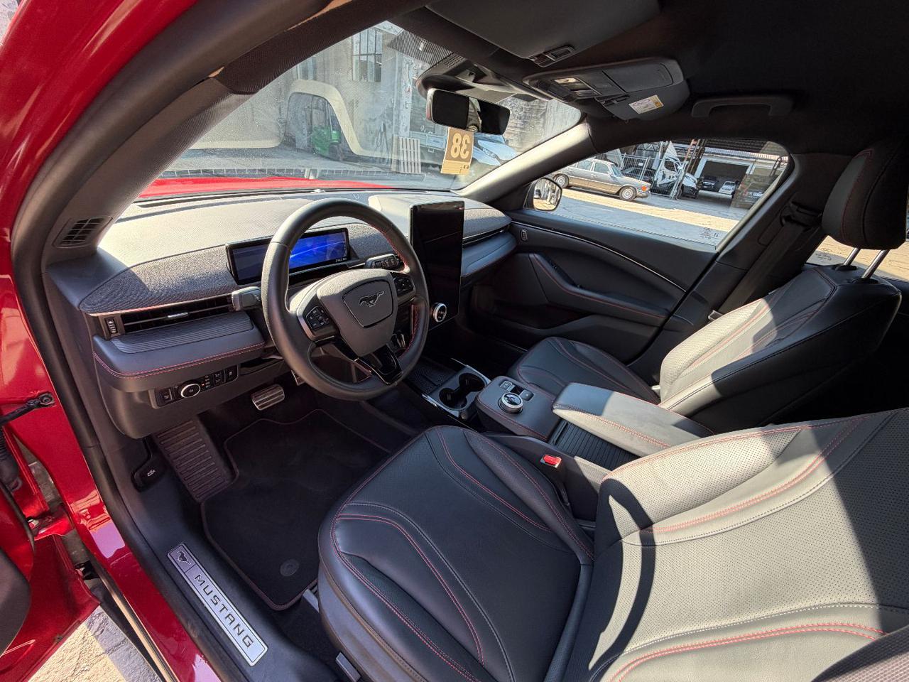 FORD Mustang Mach-E Extended Range Premium 294 CV - 14