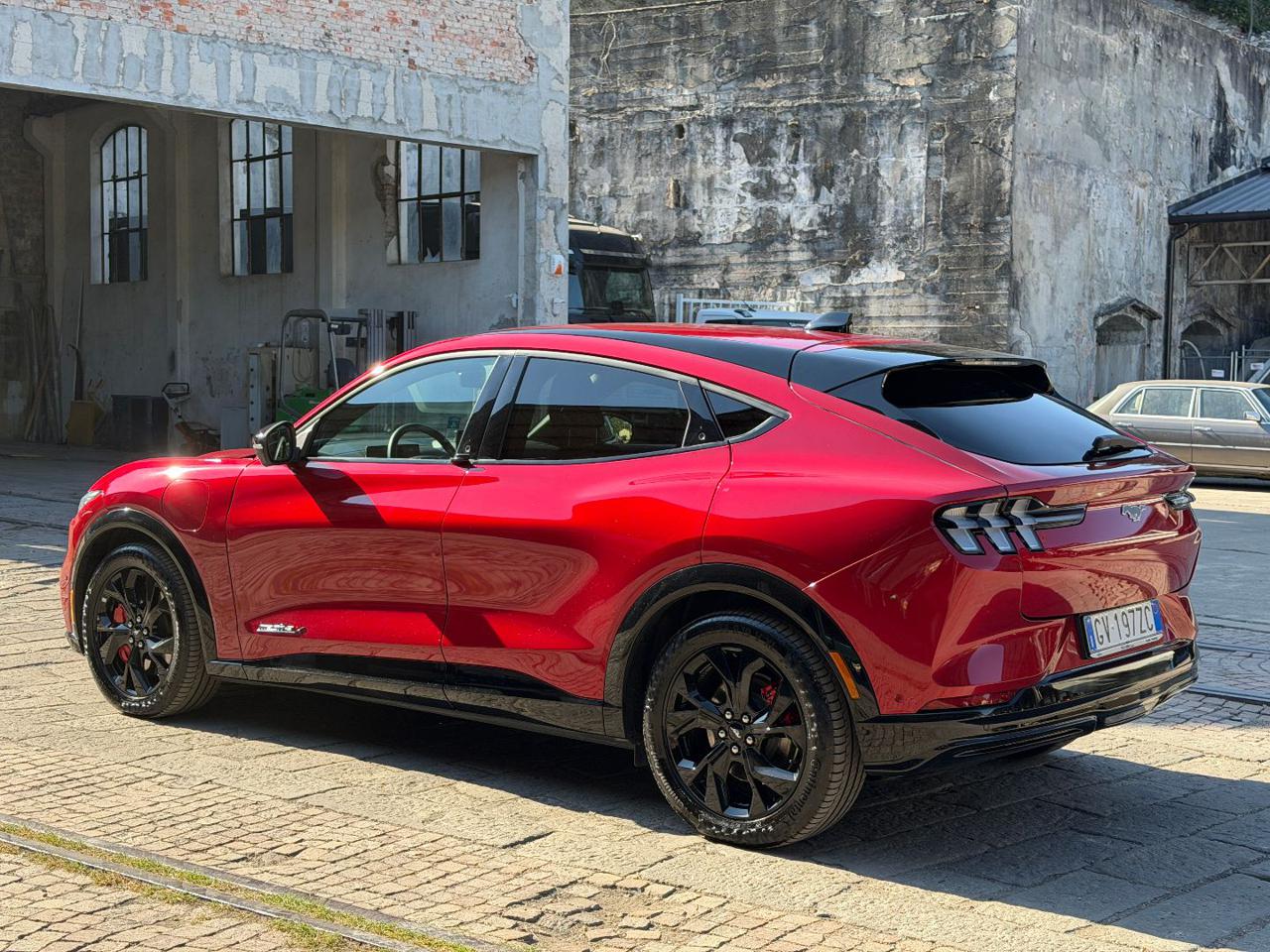 FORD Mustang Mach-E Extended Range Premium 294 CV - 5