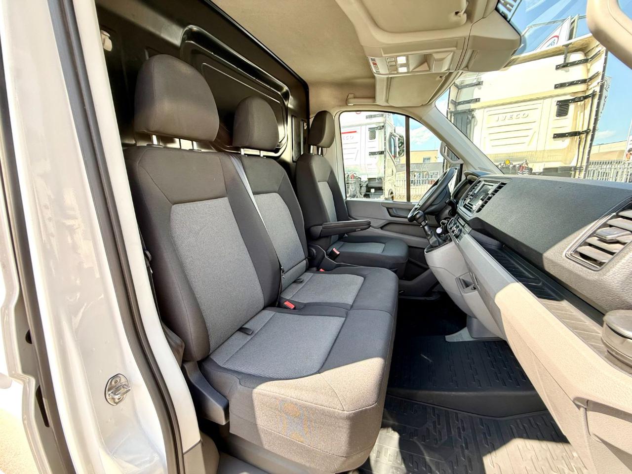 VOLKSWAGEN CRAFTER  2.0 TDI - L5H4 - 9
