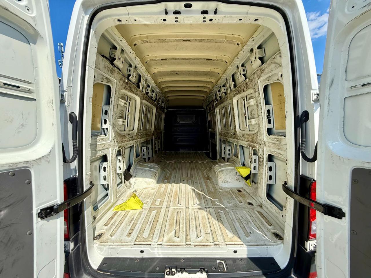VOLKSWAGEN CRAFTER  2.0 TDI - L5H4 - 7