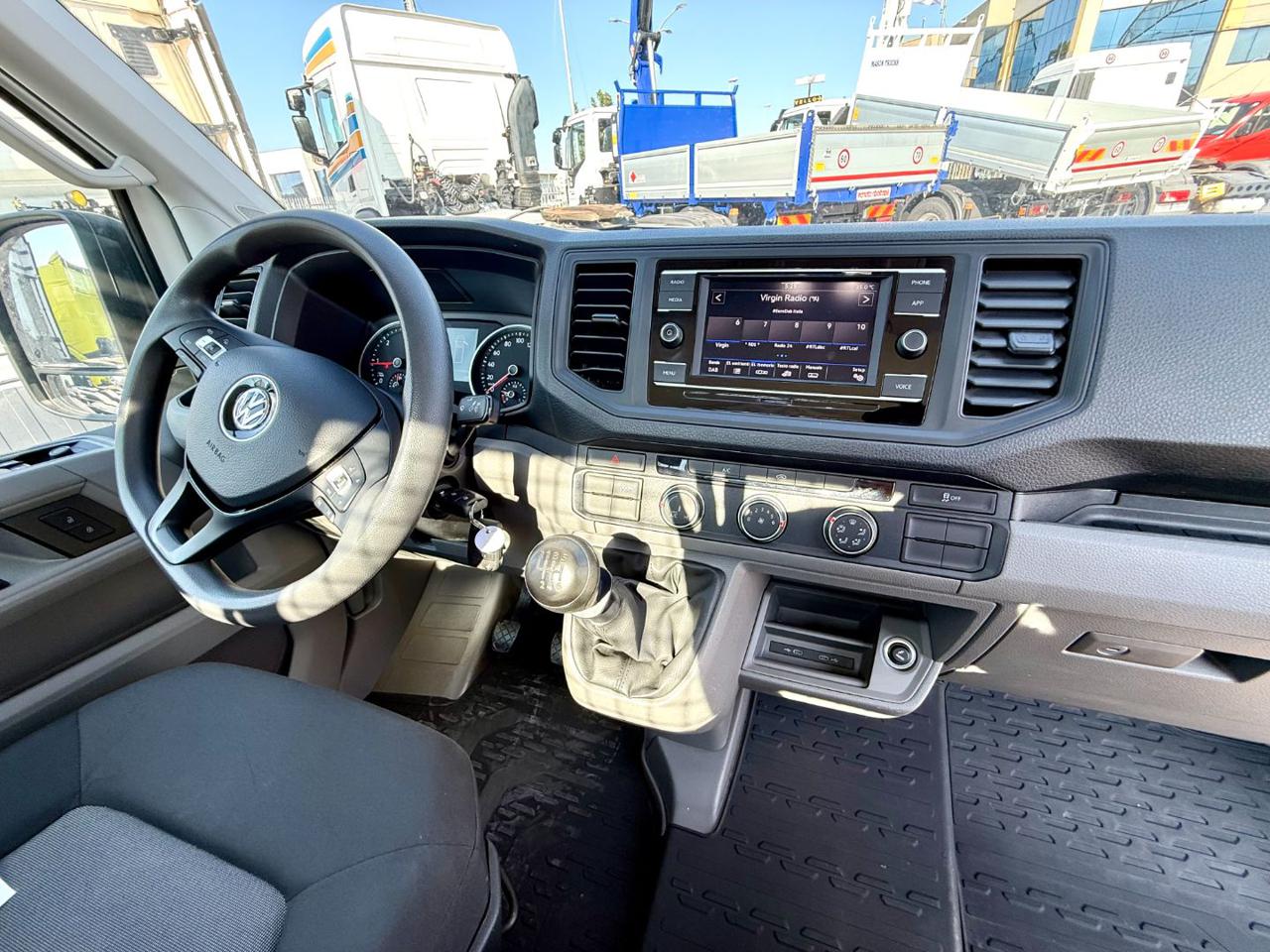 VOLKSWAGEN CRAFTER  2.0 TDI - 9