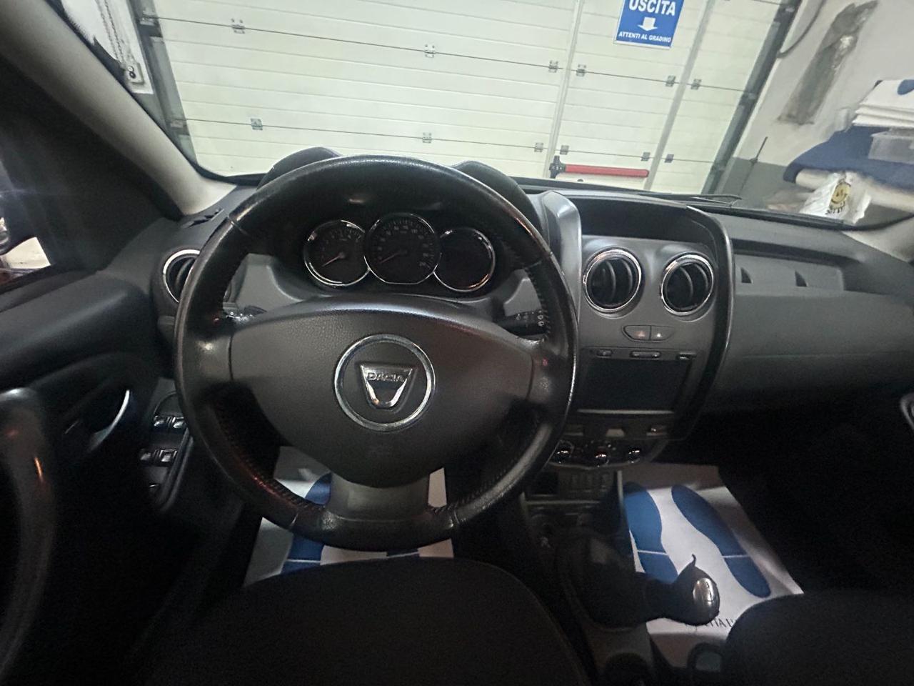 DACIA Duster 1.6 110CV 4x2 GPL Lauréate - 8