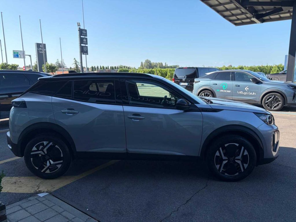 PEUGEOT 2008 1.2 hybrid GT 145cv e-dcs6 - 5