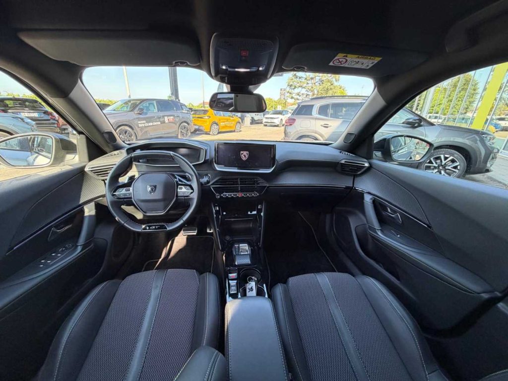 PEUGEOT 2008 1.2 hybrid GT 145cv e-dcs6 - 12