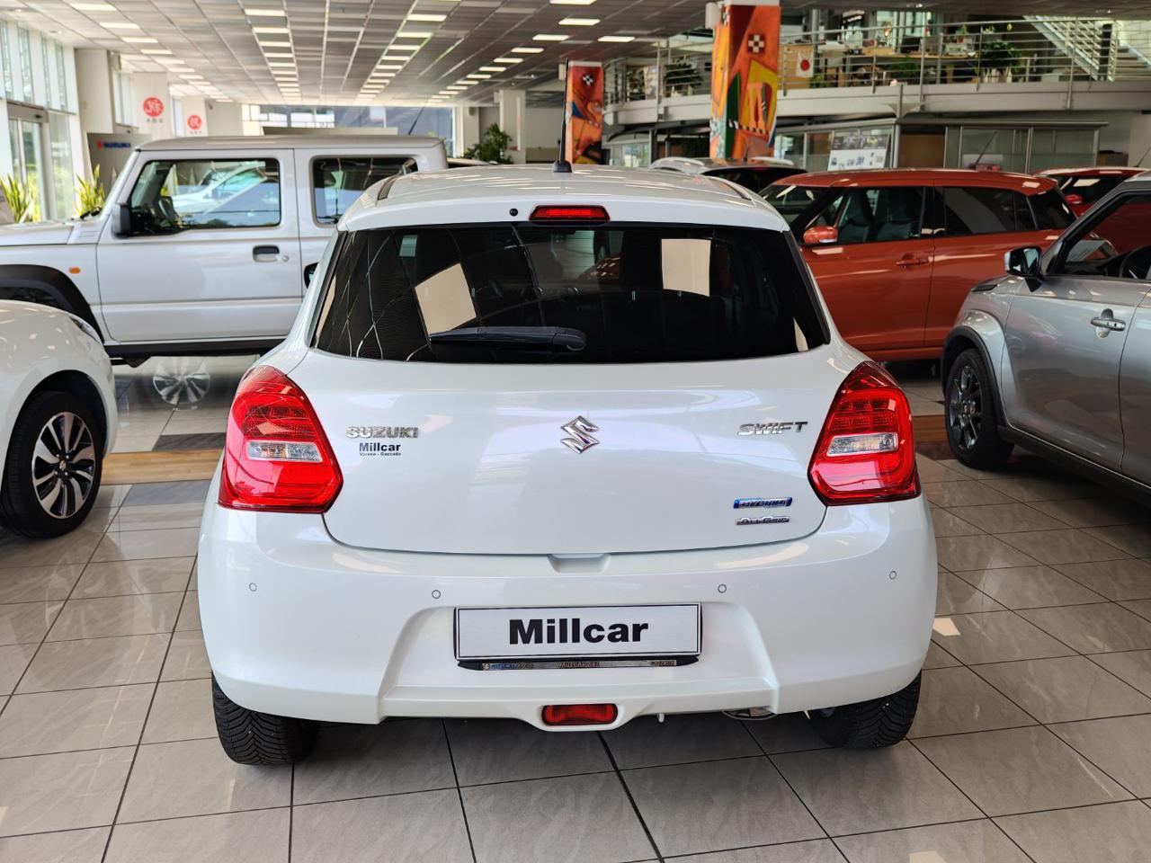 SUZUKI Swift 1.2 Hybrid 4WD AllGrip Top - 4