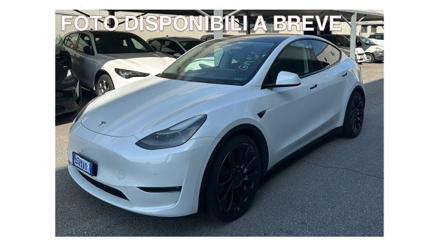 TESLA Model Y Bianco pastello