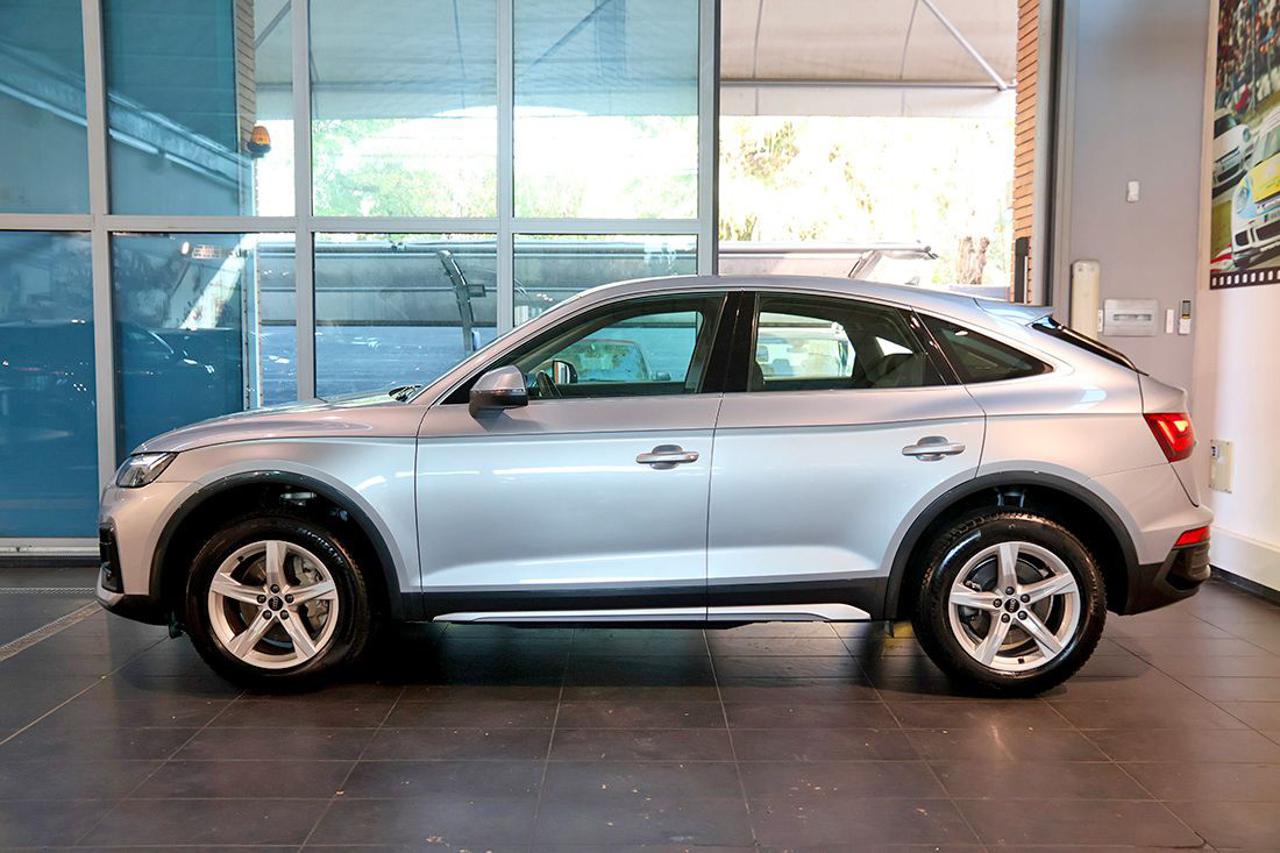 AUDI Q5 40 TDI Sportback Quattro S-Tronic Busin. Advanced - 3