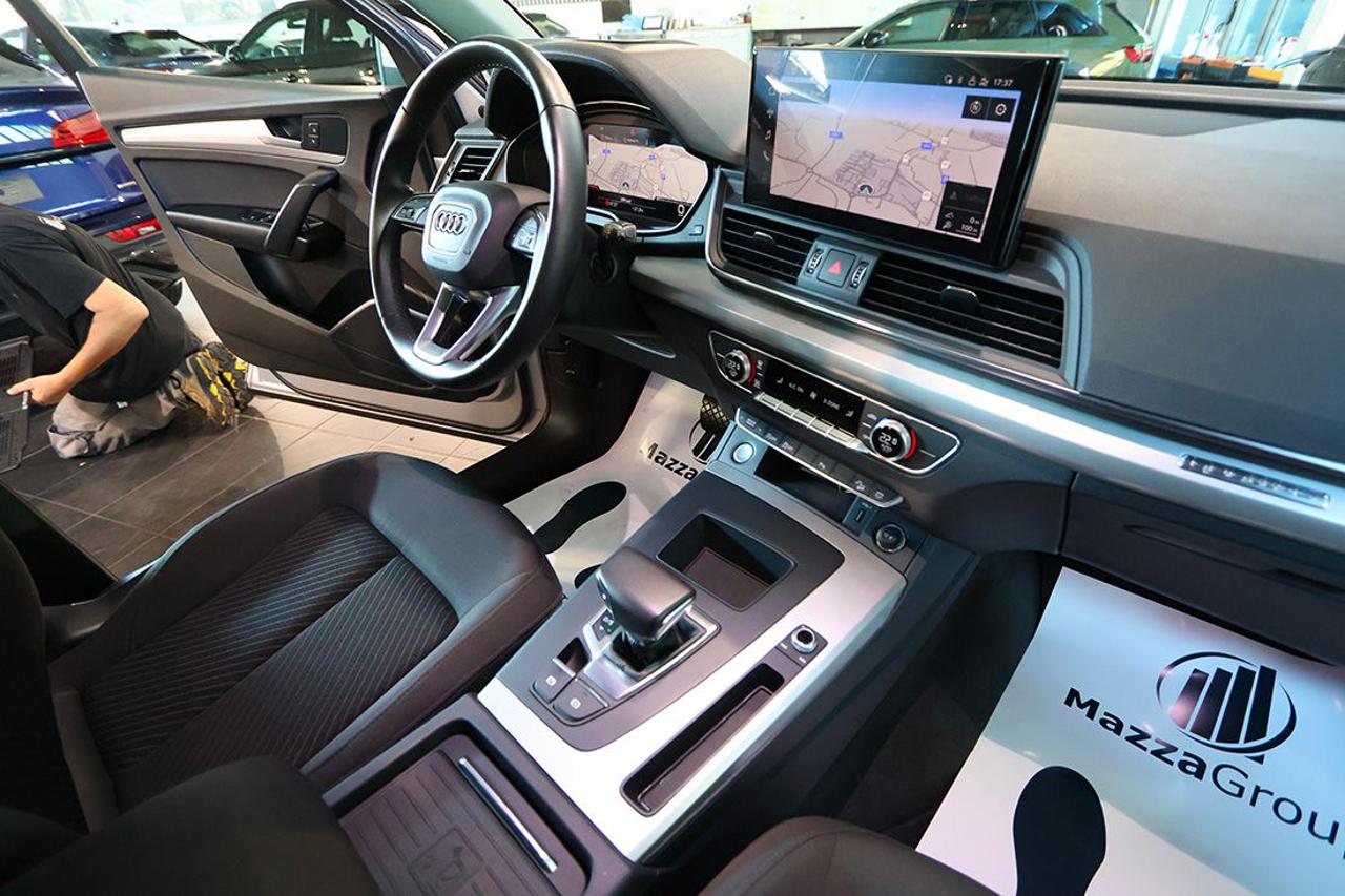 AUDI Q5 40 TDI Sportback Quattro S-Tronic Busin. Advanced - 35